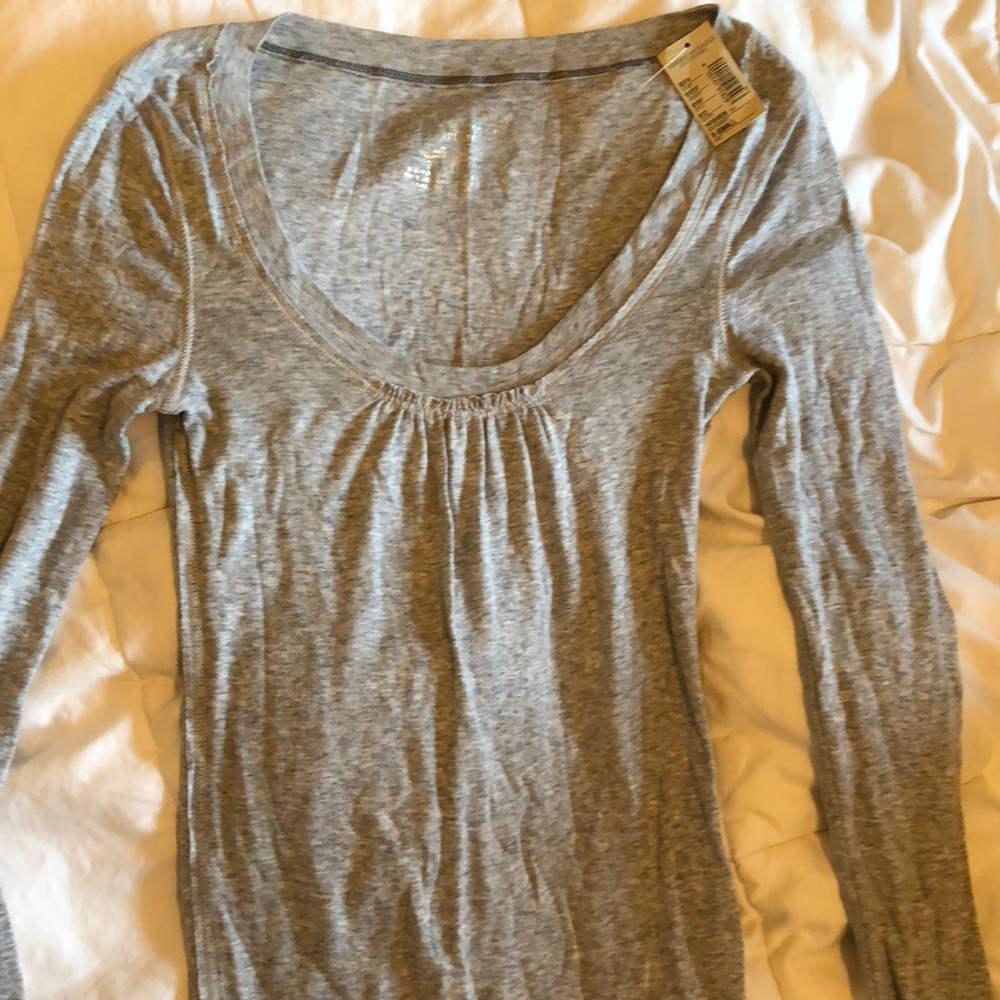 American Eagle long sleeve shirt